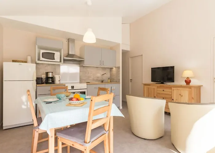 Maison Lumineuse Proche Nantes, Jardin Privatif, Parking, Wi-fi, Cuisine Equipee, Equipements Bebe - Fr-1-306-1018 *